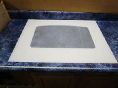 Picture of GE GLASS OVN DR (WH) OS1 - Part# WB56T10187