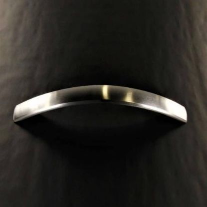 Picture of Electrolux Handle,door,stainless,w/set Sc Part# 5304511770