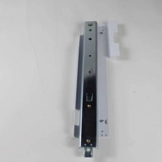 Picture of Samsung Assembly Hanger-low Part# DA97-14383A